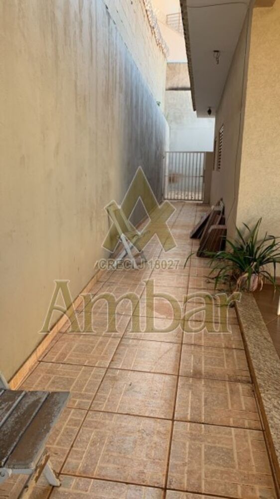 Casa à venda com 3 quartos, 400m² - Foto 4
