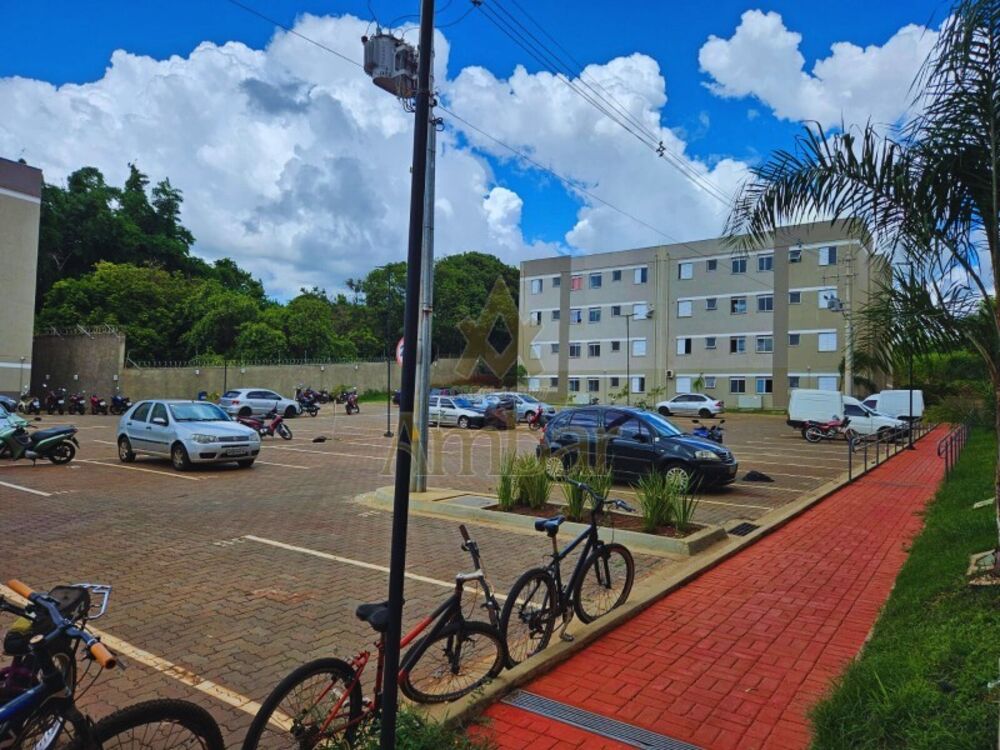 Apartamento à venda com 2 quartos, 43m² - Foto 2