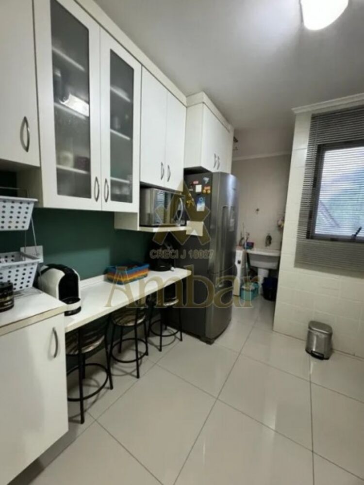Apartamento à venda com 3 quartos, 80m² - Foto 4