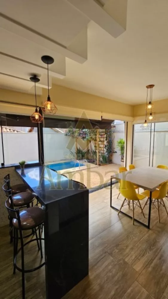 Casa de Condomínio à venda com 4 quartos, 204m² - Foto 1