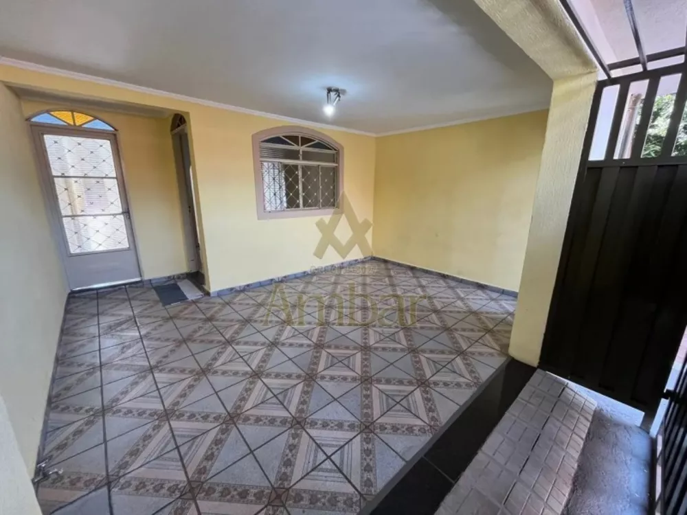 Casa à venda com 3 quartos, 124m² - Foto 1