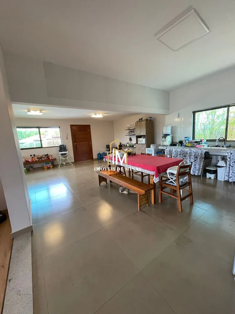 Chácara, 3 quartos, 2460 m² - Foto 3