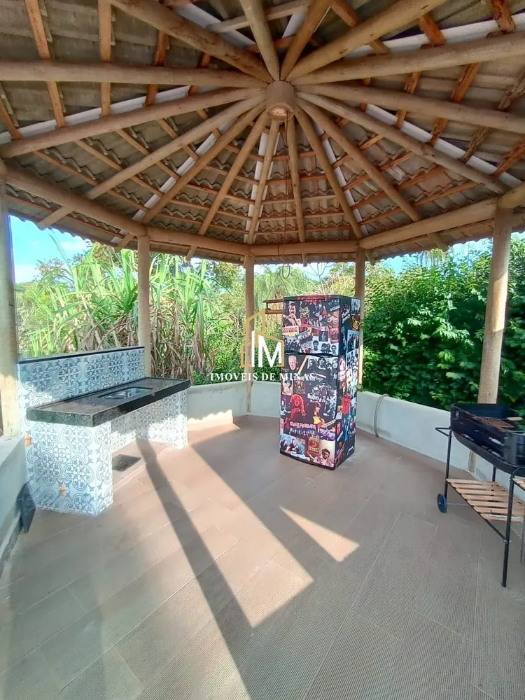 Sítio, 2 quartos, 2000 m² - Foto 1
