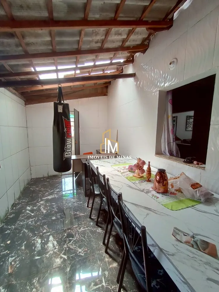 Sítio, 4 quartos, 2520 m² - Foto 1