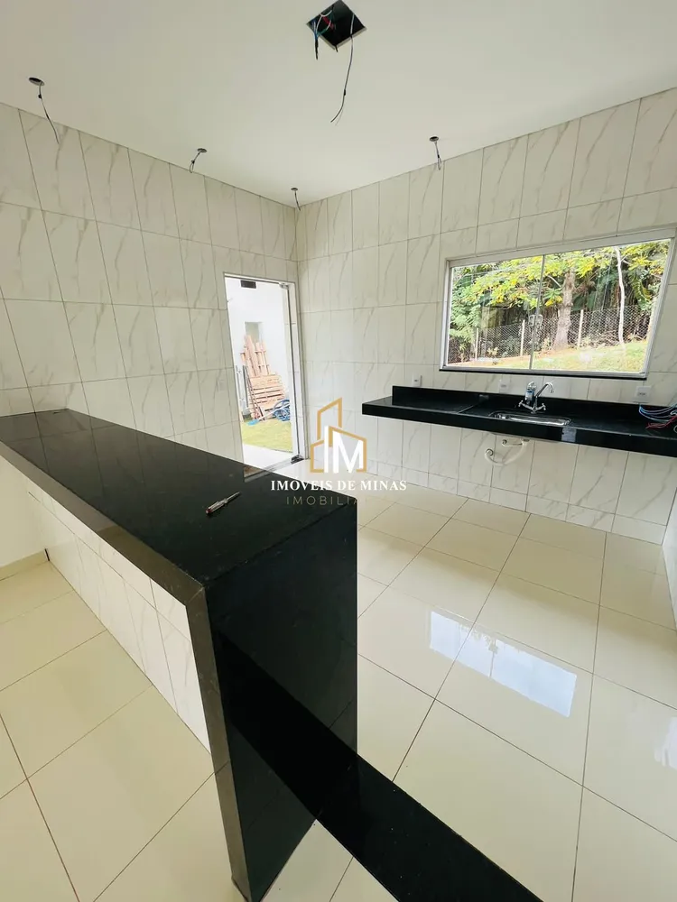 Chácara, 3 quartos, 1200 m² - Foto 1