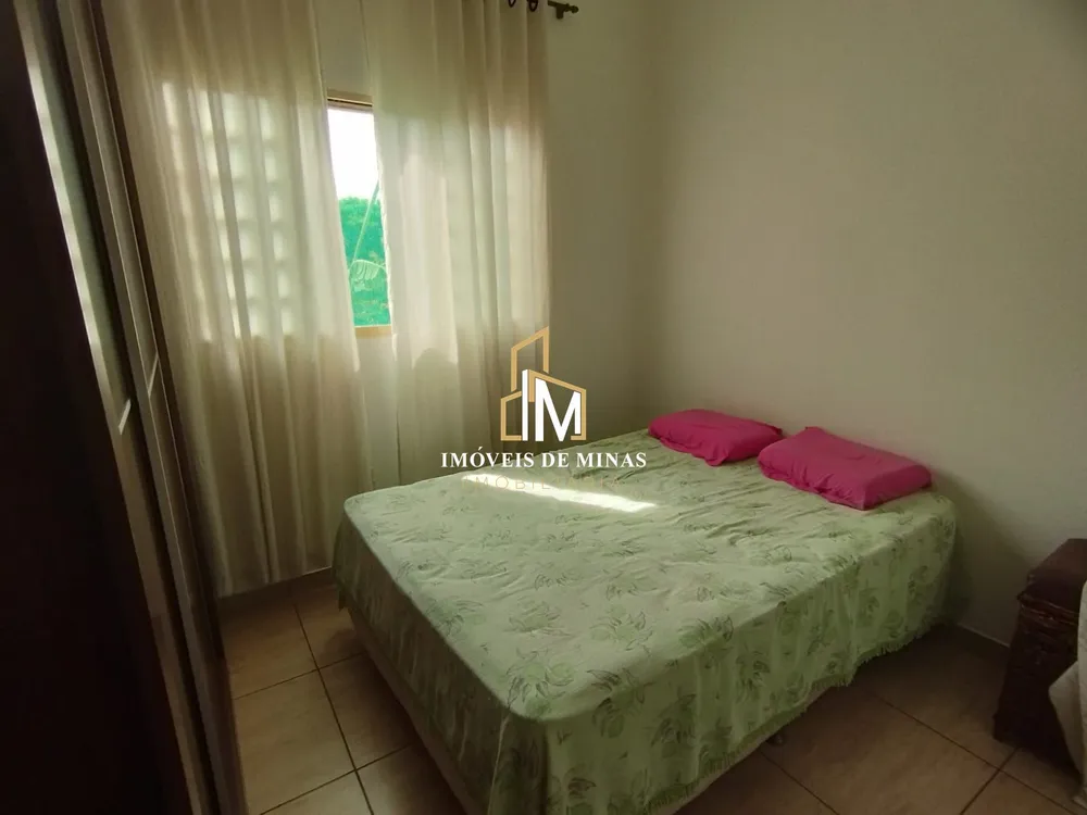 Chácara, 2 quartos, 880 m² - Foto 2