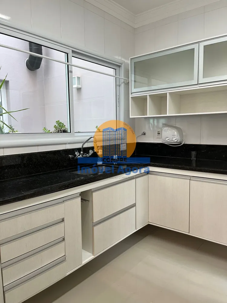 Casa, 3 quartos, 300 m² - Foto 8