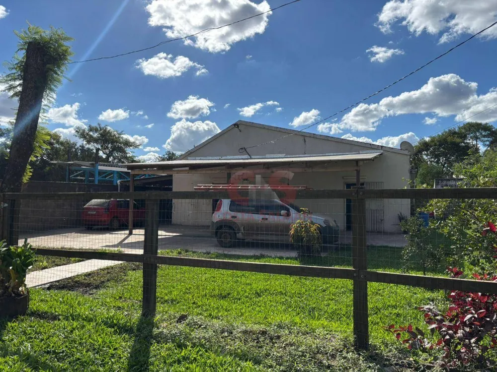Chácara, 3 quartos, 950 m² - Foto 1