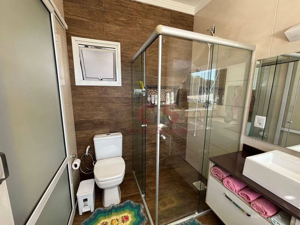Casa, 3 quartos, 210 m² - Foto 9