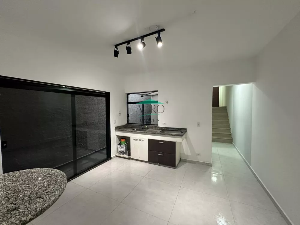 Casa à venda com 3 quartos, 128m² - Foto 6