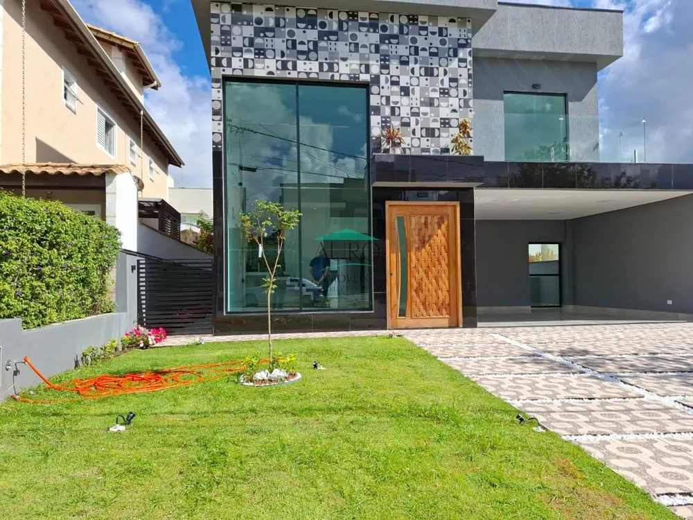 Sobrado, 3 quartos, 319 m² - Foto 2