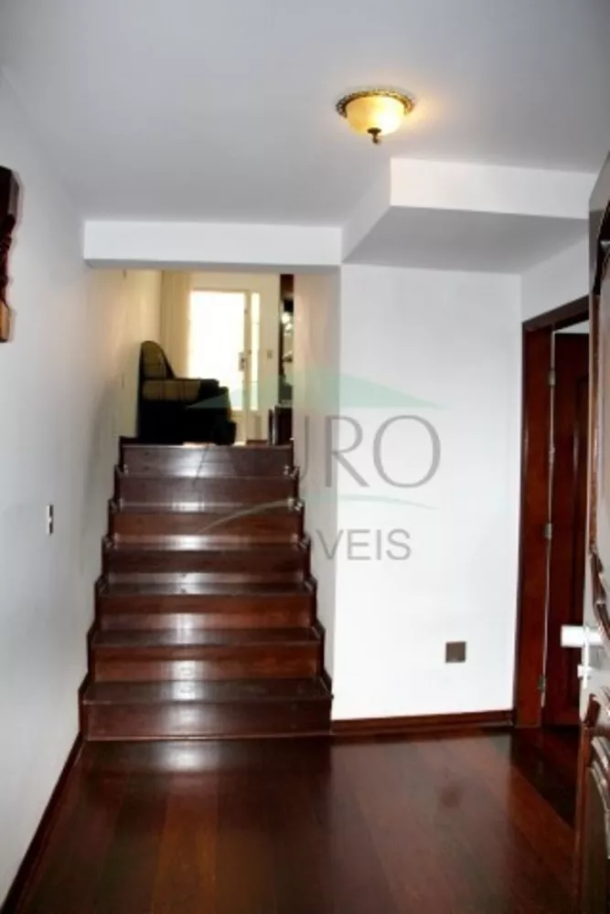 Sobrado à venda com 3 quartos, 400m² - Foto 4