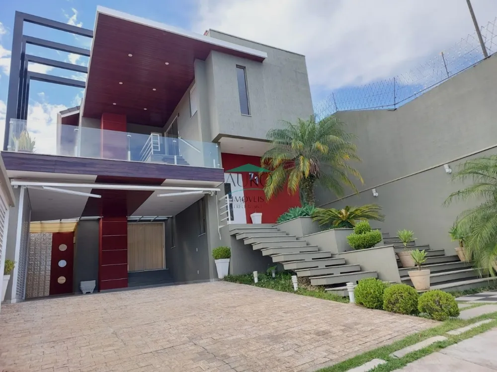 Sobrado, 3 quartos, 270 m² - Foto 1