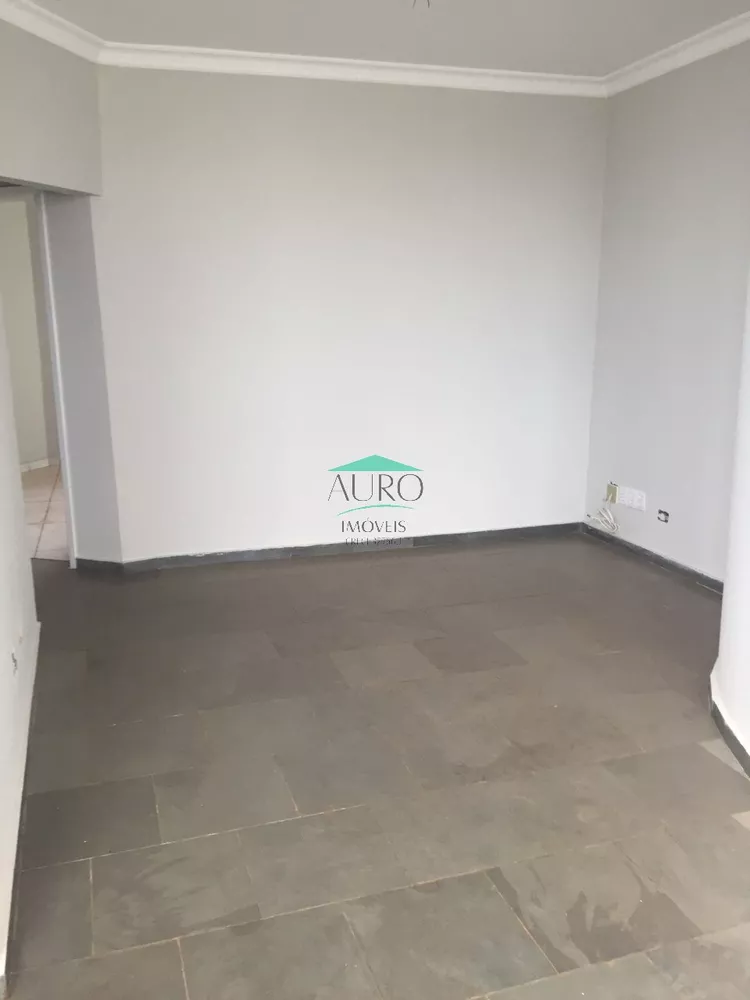 Apartamento à venda com 3 quartos, 94m² - Foto 4