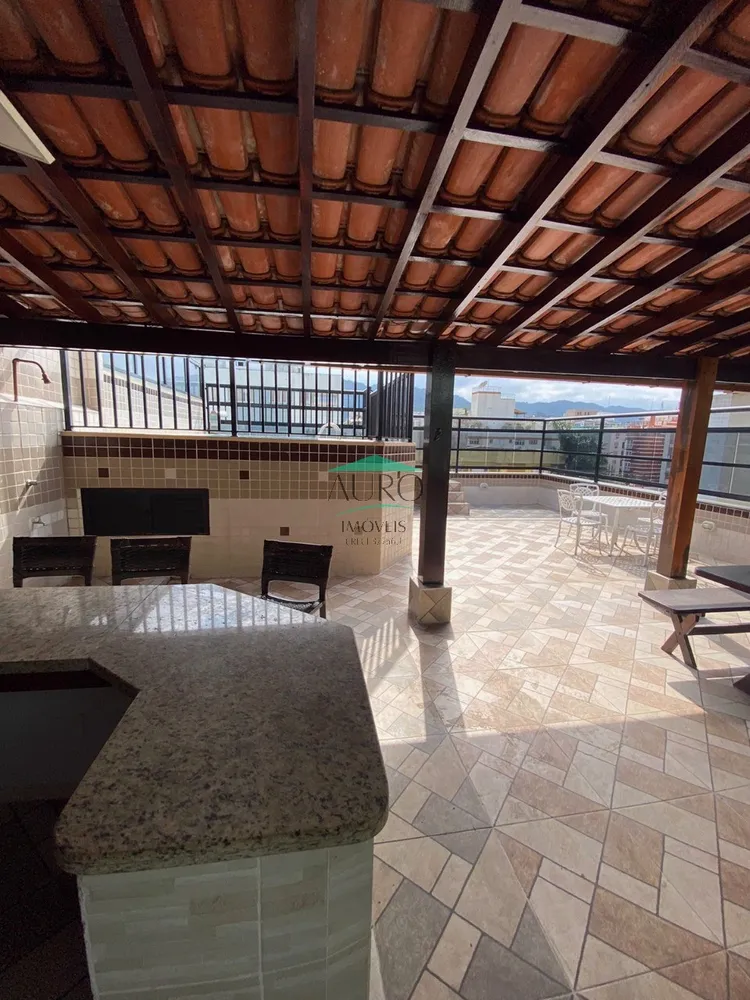 Cobertura, 3 quartos, 206 m² - Foto 2