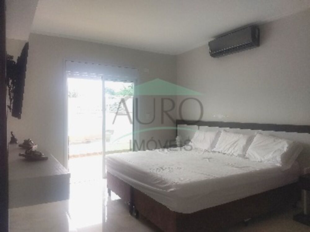 Sobrado, 4 quartos, 570 m² - Foto 1