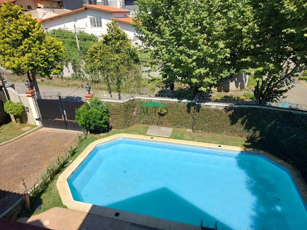 Sobrado à venda com 3 quartos, 600m² - Foto 2