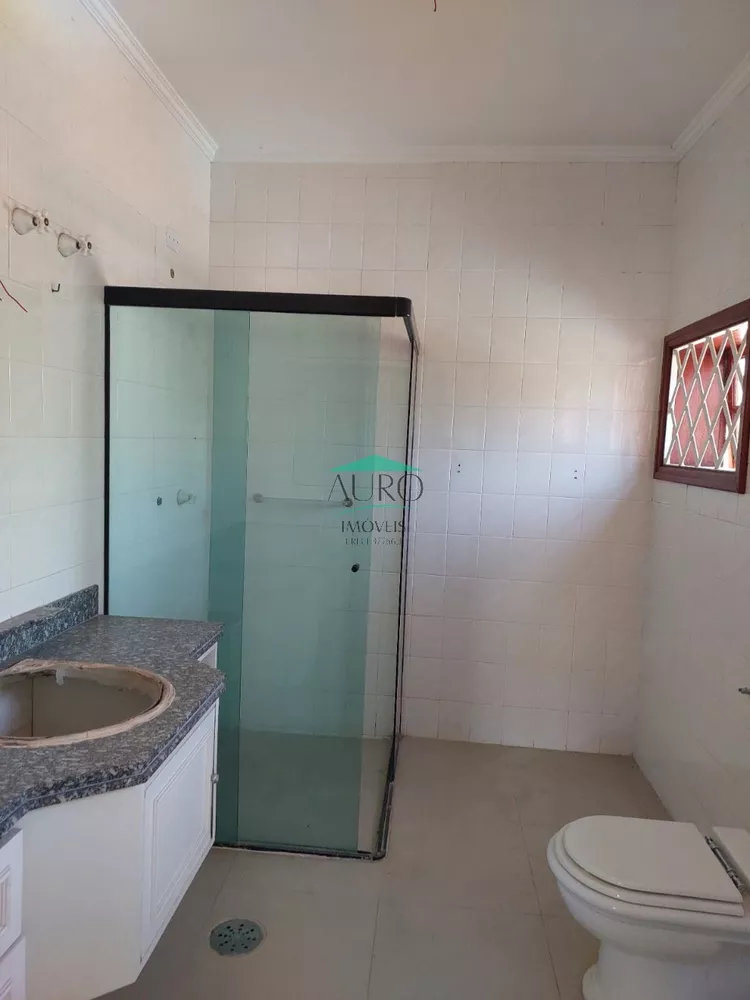 Sobrado à venda com 3 quartos, 600m² - Foto 3