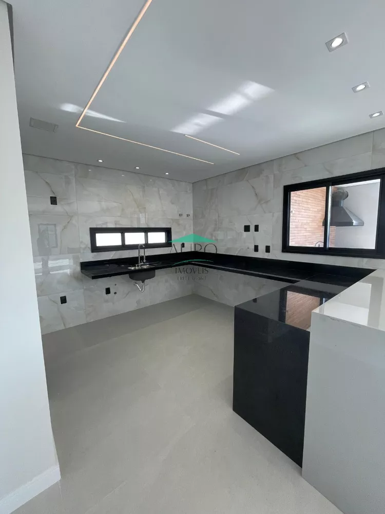 Sobrado, 3 quartos, 242 m² - Foto 8