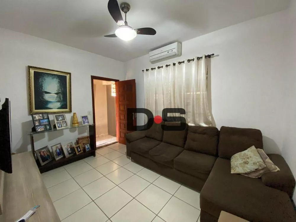 Casa à venda com 2 quartos, 75m² - Foto 2