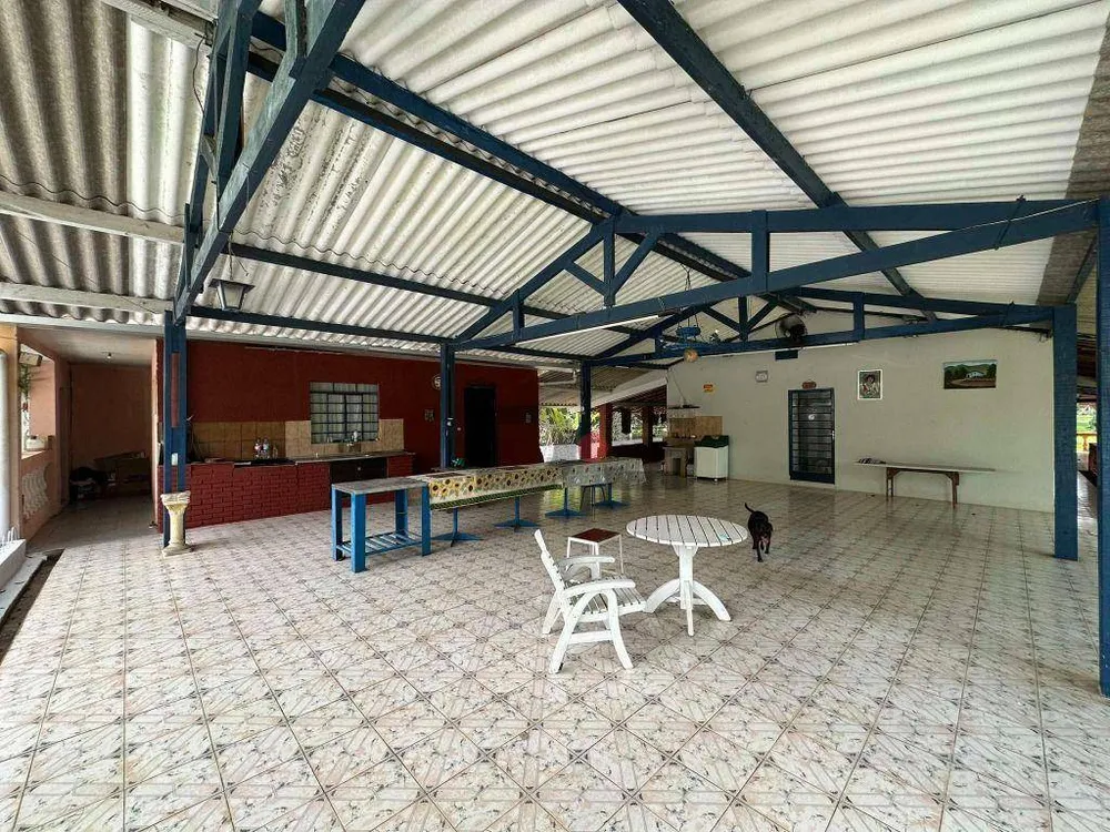 Chácara, 4 quartos, 5050 m² - Foto 1