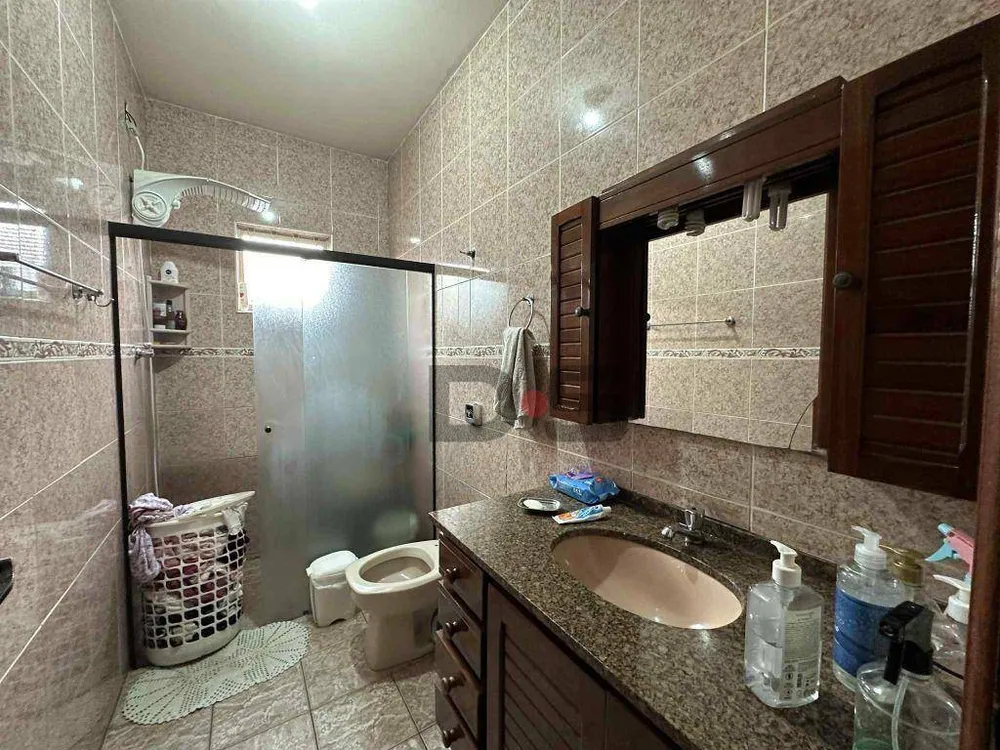 Casa, 4 quartos, 170 m² - Foto 1