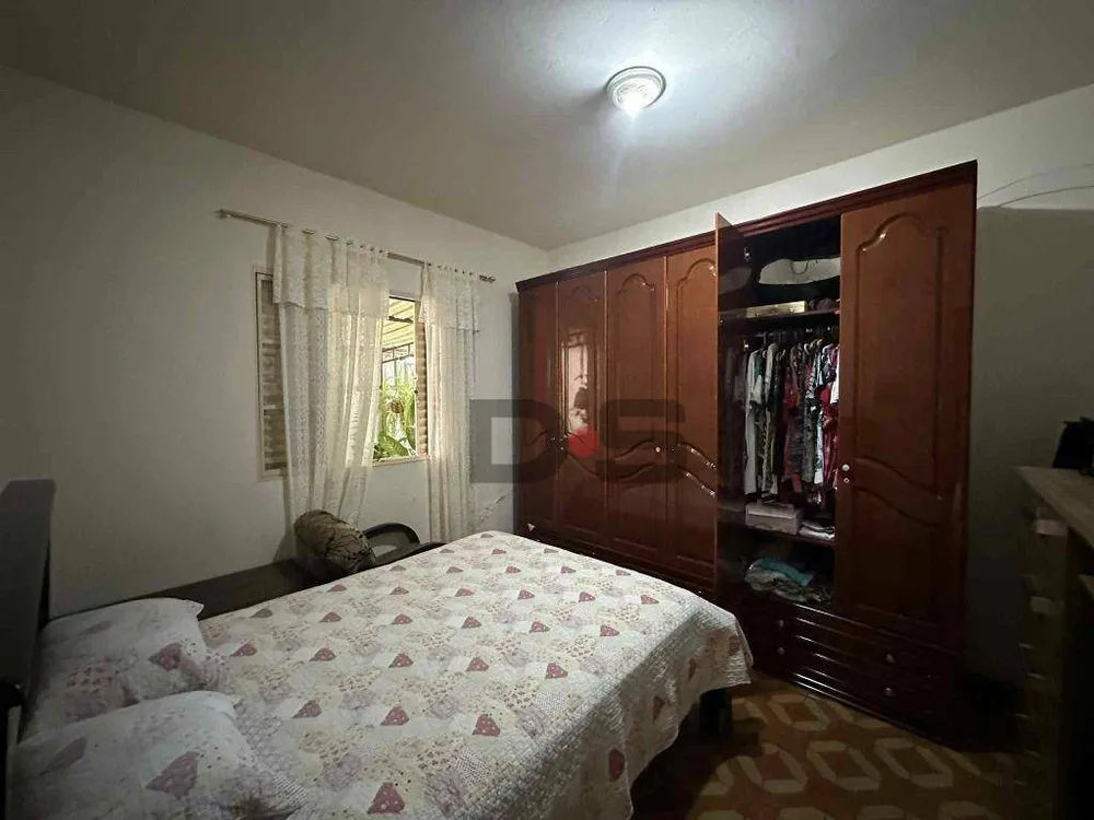 Casa, 4 quartos, 170 m² - Foto 2