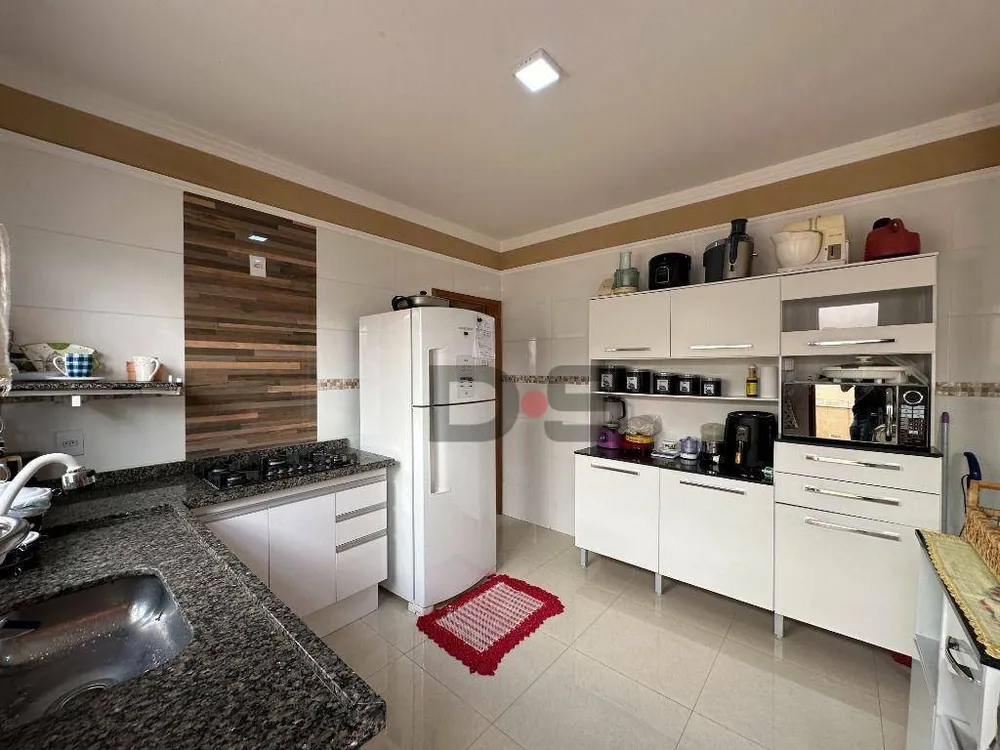 Casa, 3 quartos, 80 m² - Foto 1