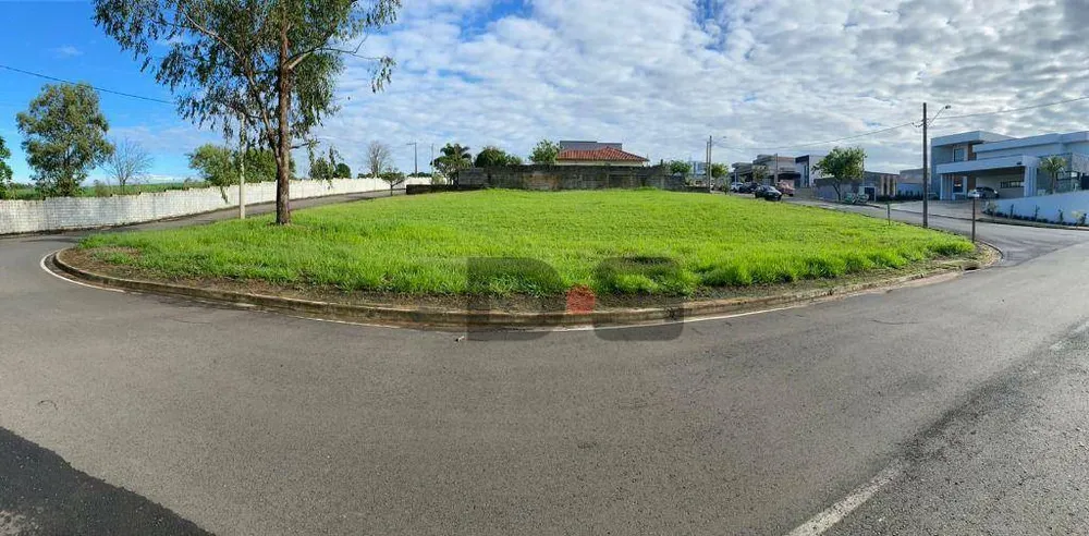 Terreno, 1360 m² - Foto 1