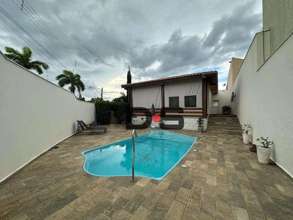 Casa, 3 quartos, 312 m² - Foto 2