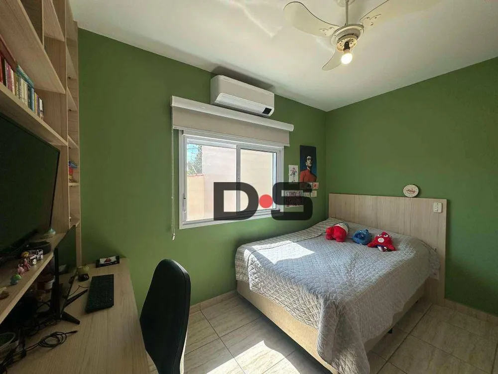 Casa, 5 quartos, 207 m² - Foto 2