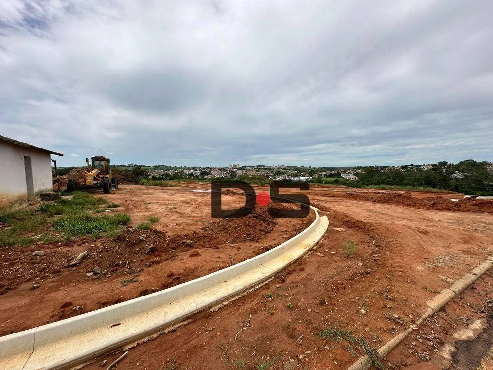 Terreno, 200 m² - Foto 2