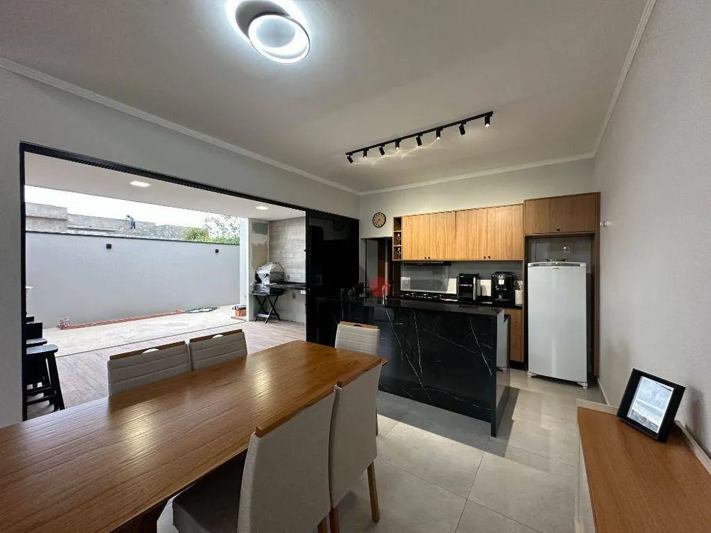 Casa, 2 quartos, 135 m² - Foto 1