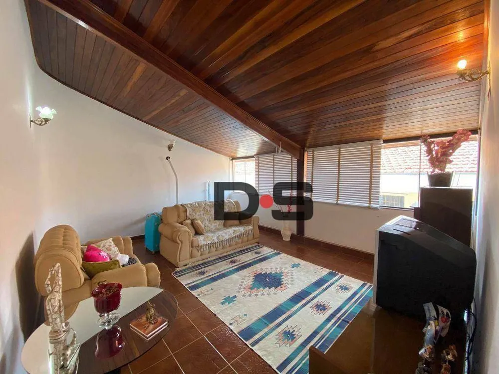 Casa, 5 quartos, 300 m² - Foto 2