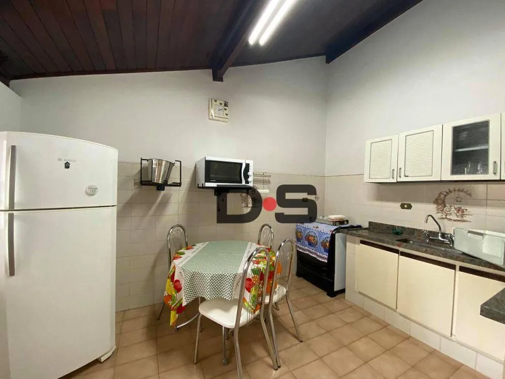 Casa, 5 quartos, 300 m² - Foto 12