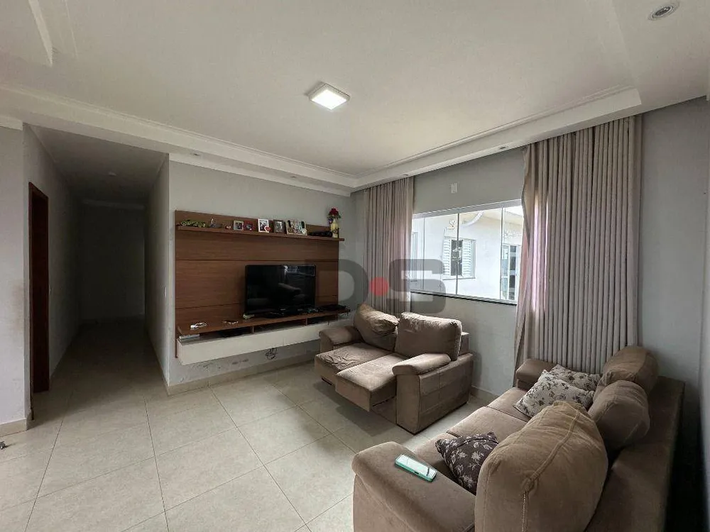 Casa, 3 quartos, 130 m² - Foto 2