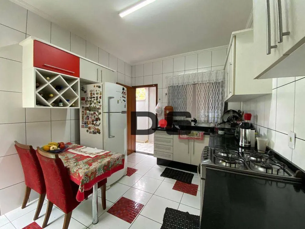 Casa, 2 quartos, 100 m² - Foto 1
