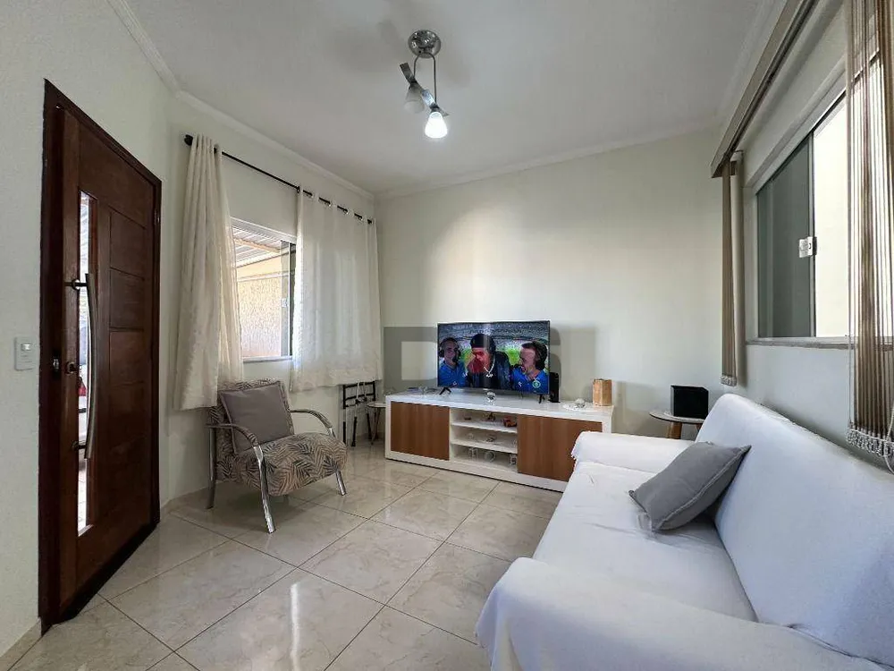 Casa, 3 quartos, 125 m² - Foto 2