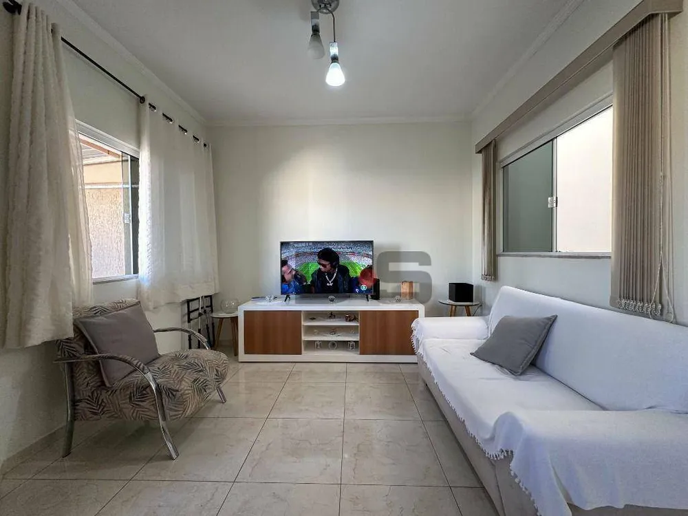 Casa, 3 quartos, 125 m² - Foto 1