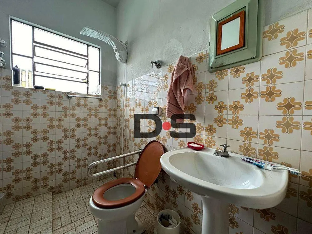 Casa, 3 quartos, 230 m² - Foto 2