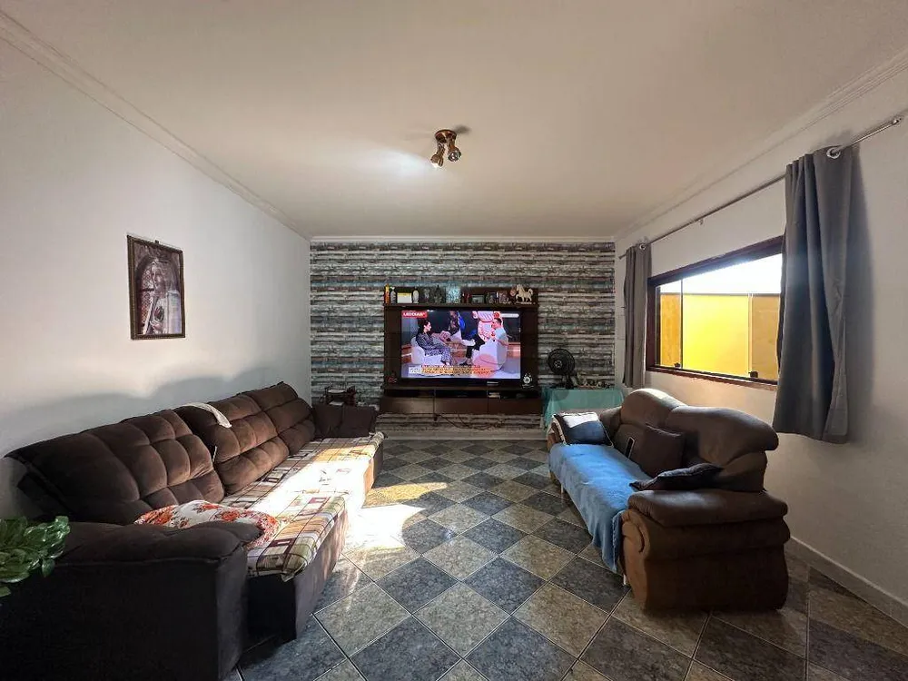 Casa, 4 quartos, 148 m² - Foto 2