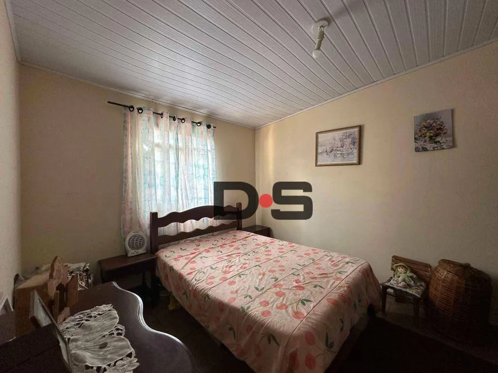 Casa, 3 quartos, 180 m² - Foto 1