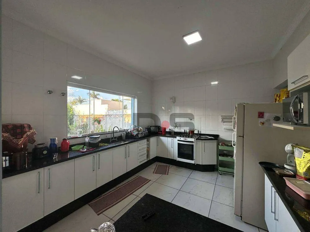 Chácara, 5 quartos, 1000 m² - Foto 3