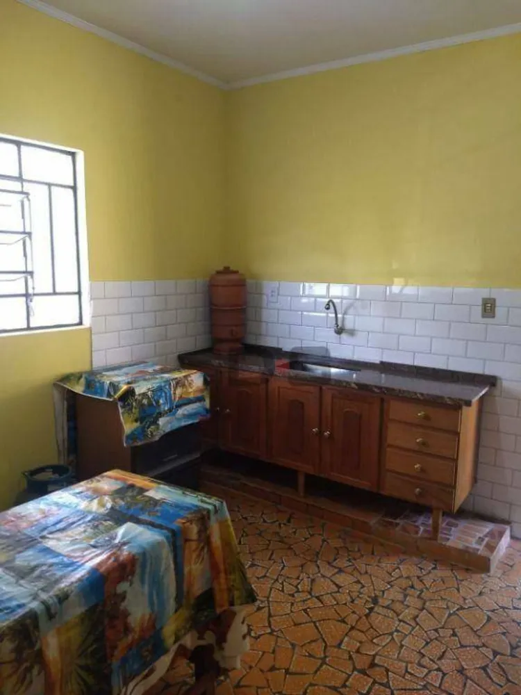 Casa, 2 quartos, 300 m² - Foto 1