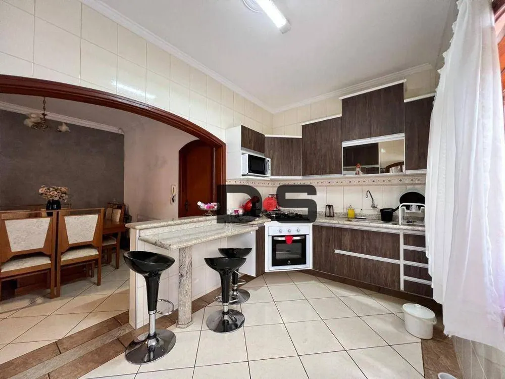 Casa, 3 quartos, 190 m² - Foto 4