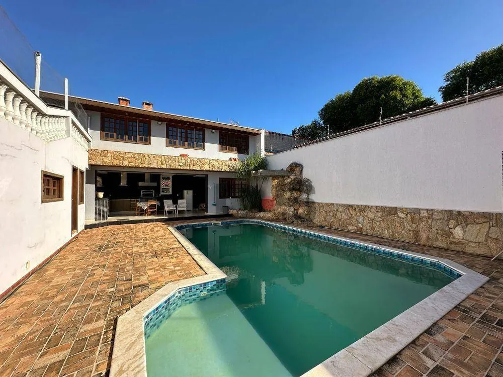 Casa, 4 quartos, 220 m² - Foto 8