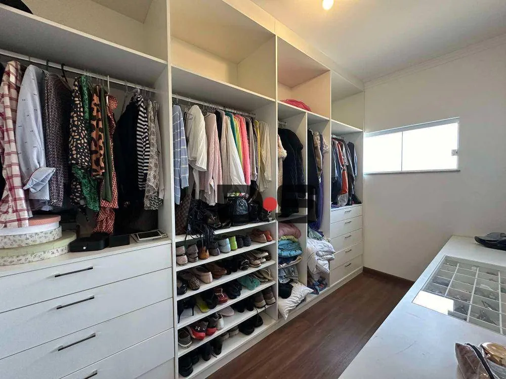 Sobrado, 4 quartos, 286 m² - Foto 3