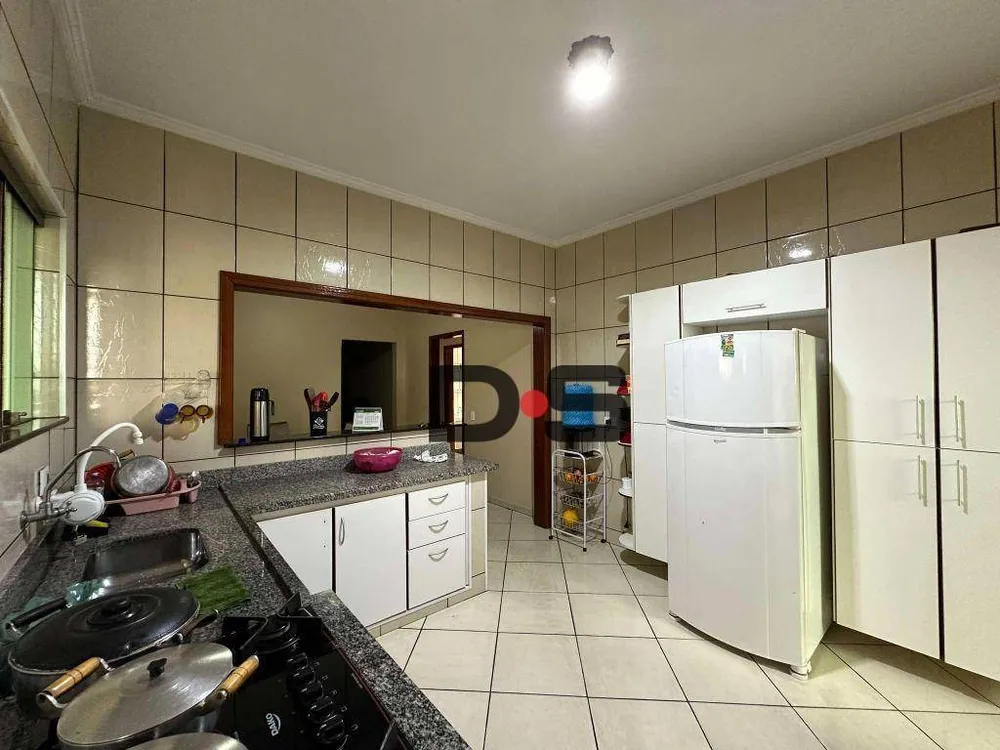 Casa, 3 quartos, 145 m² - Foto 3