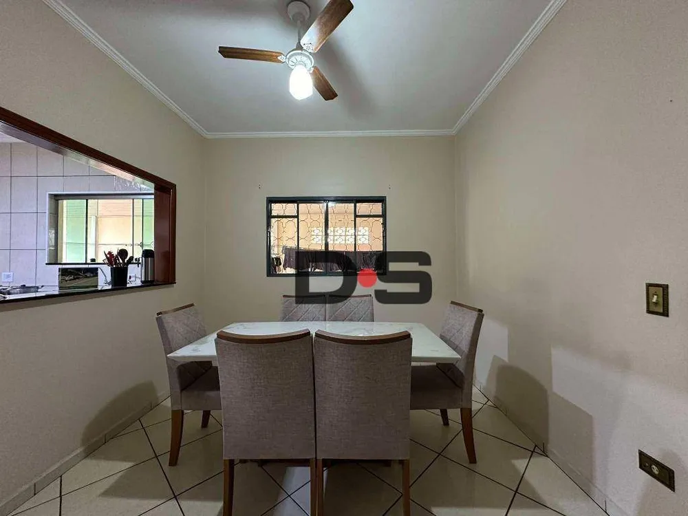 Casa, 3 quartos, 145 m² - Foto 2