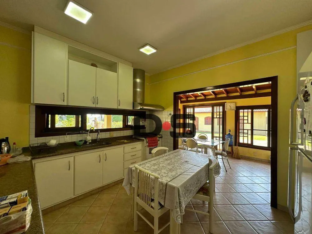 Chácara, 6 quartos, 2000 m² - Foto 1